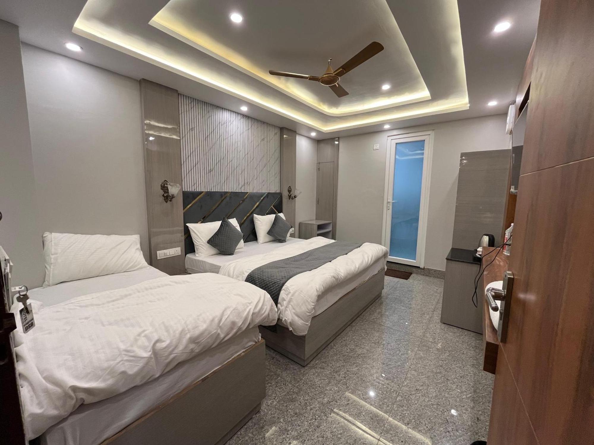 Hotel Grand Safari Kotdwāra Εξωτερικό φωτογραφία