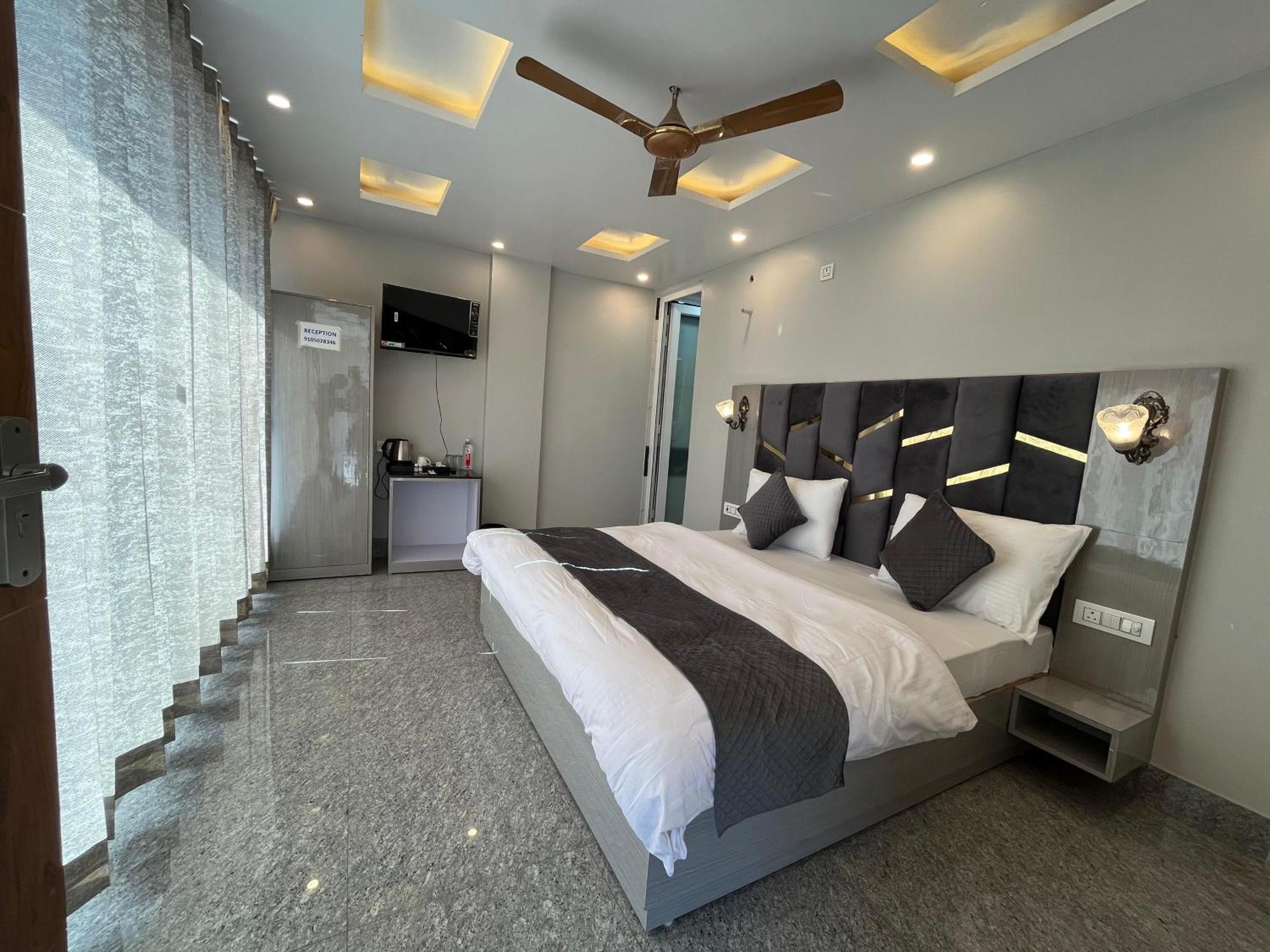 Hotel Grand Safari Kotdwāra Εξωτερικό φωτογραφία