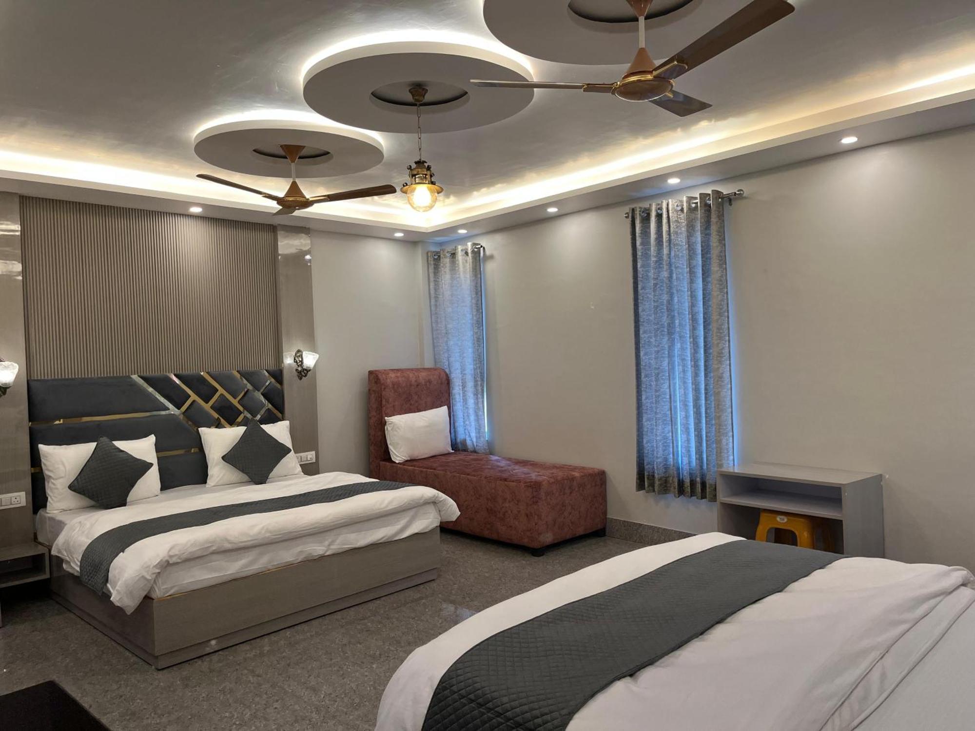 Hotel Grand Safari Kotdwāra Εξωτερικό φωτογραφία
